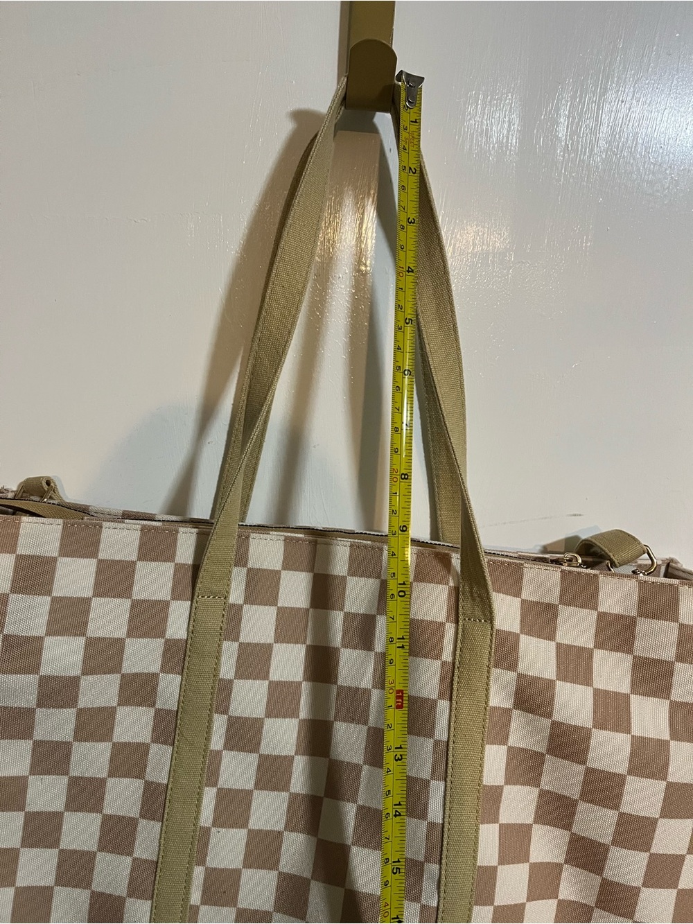 Neutral Checkered Tote Bag - Picture 14 of 15